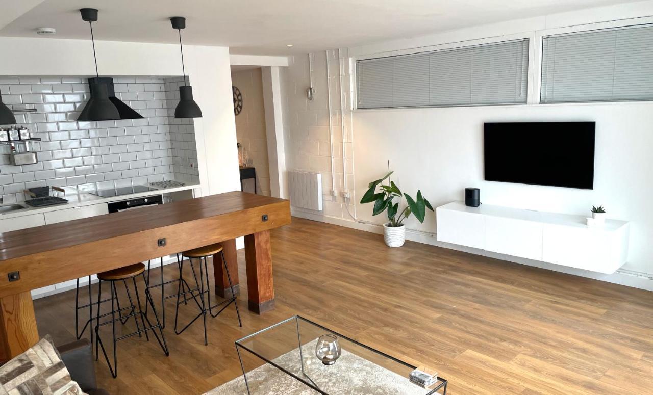 Spacious Industrial Style Apartment Londra Dış mekan fotoğraf